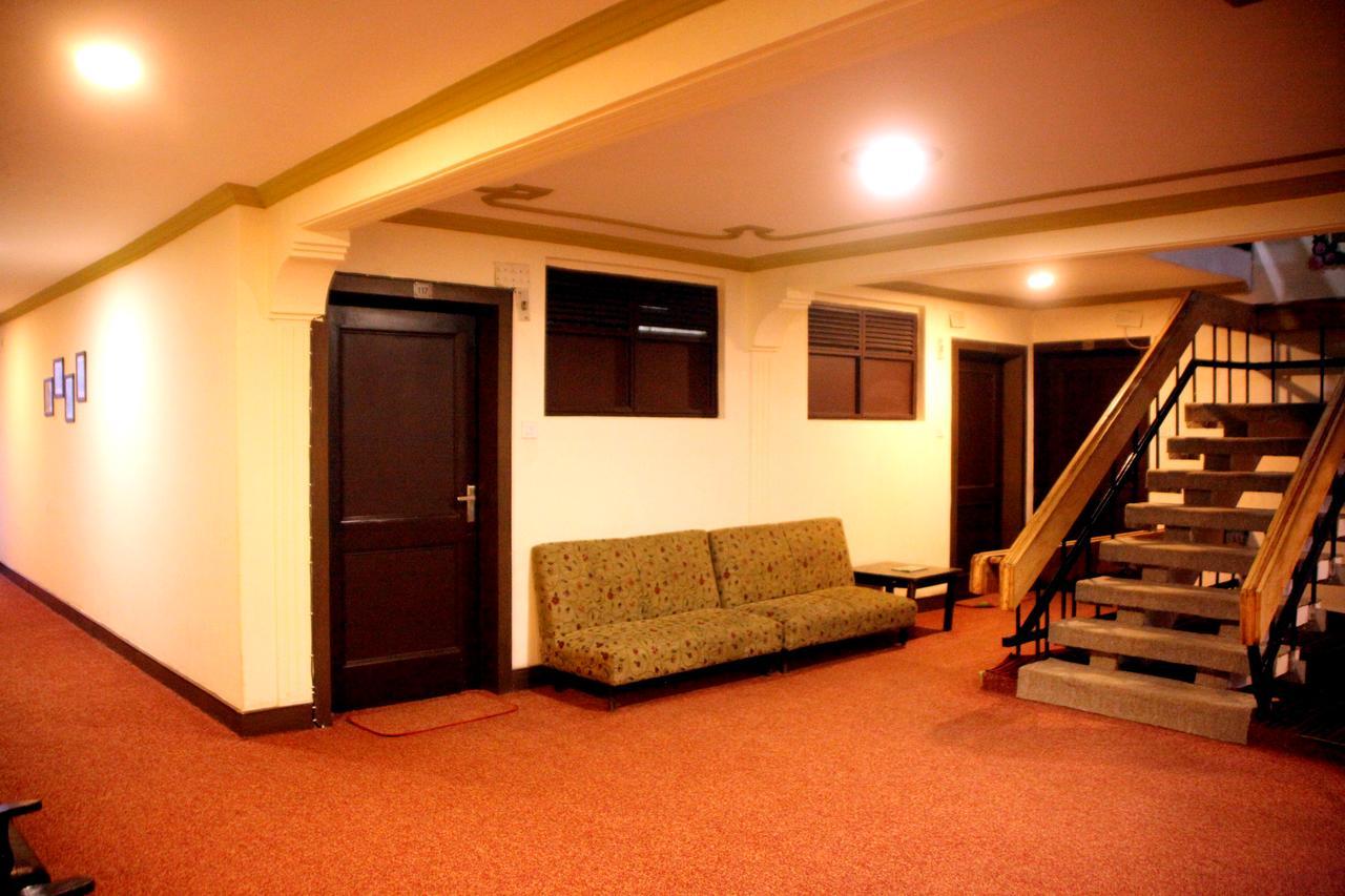 Hotel New Park At Dal Lake Srīnagar Exterior foto
