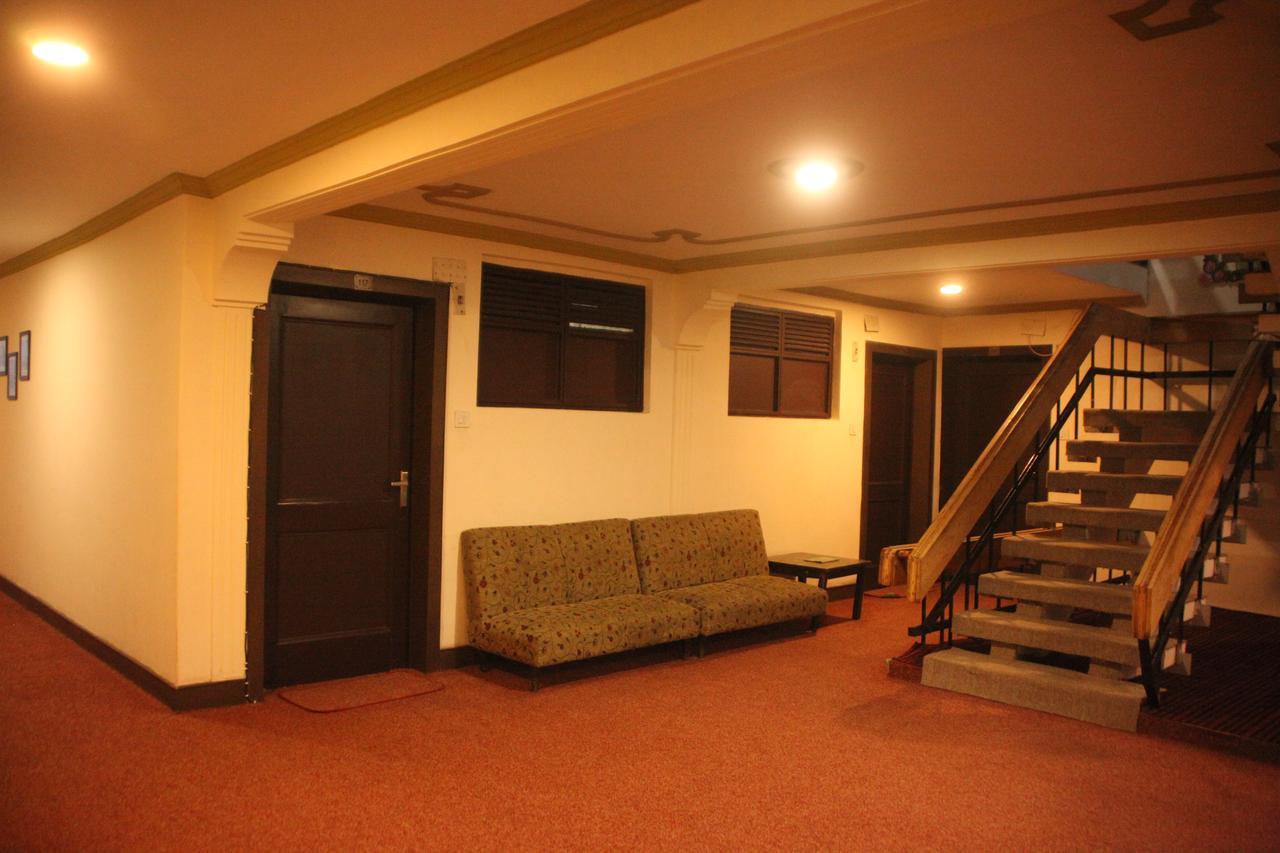 Hotel New Park At Dal Lake Srīnagar Exterior foto